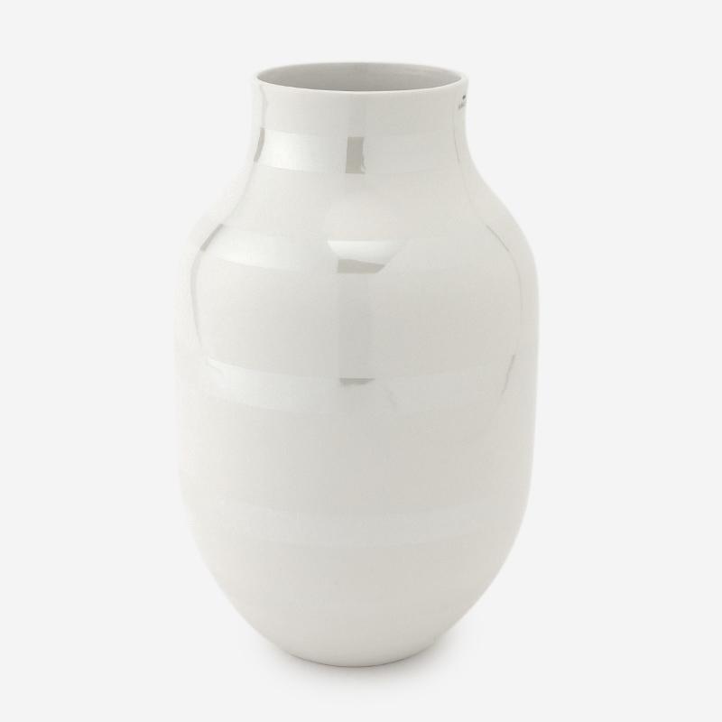 花瓶はどこに売ってる どこで買うことができる 購入できる場所をご紹介 くつろぎの空間 手軽に楽しむ花々とインテリア 花瓶はどこに売ってる どこで買うことができる 購入できる場所をご紹介 くつろぎの空間 手軽に楽しむ花々とインテリア